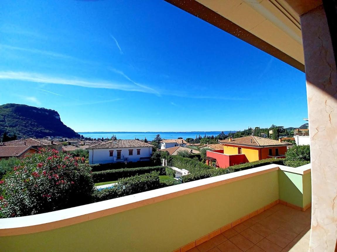 Regina Gardesana Villa Exterior photo
